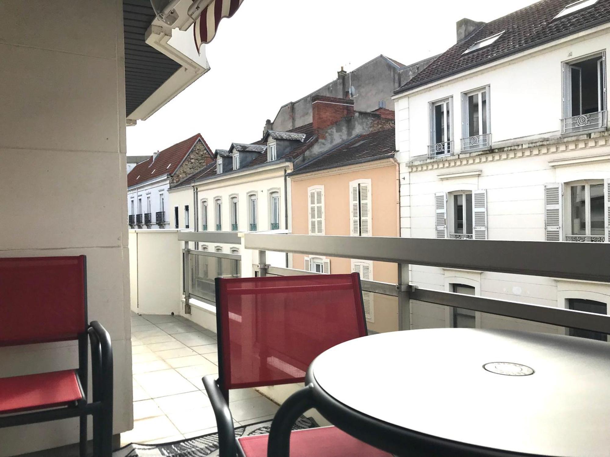 Апартаменты Le Sornin - Garage - Clim - Hypercentre - Terrasse Виши Экстерьер фото